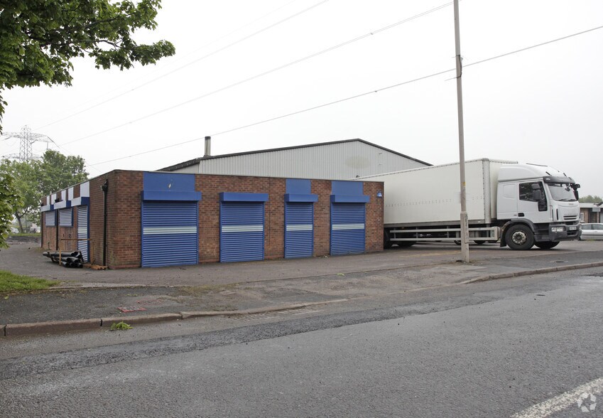 Alston Rd, Oldbury à louer - Photo de l’immeuble – Image 1 sur 8