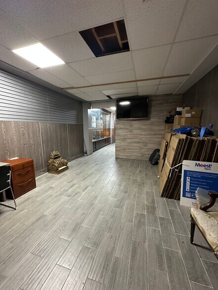 3070 Brighton 1st St, Brooklyn, NY à louer - Photo de l’immeuble – Image 3 sur 8