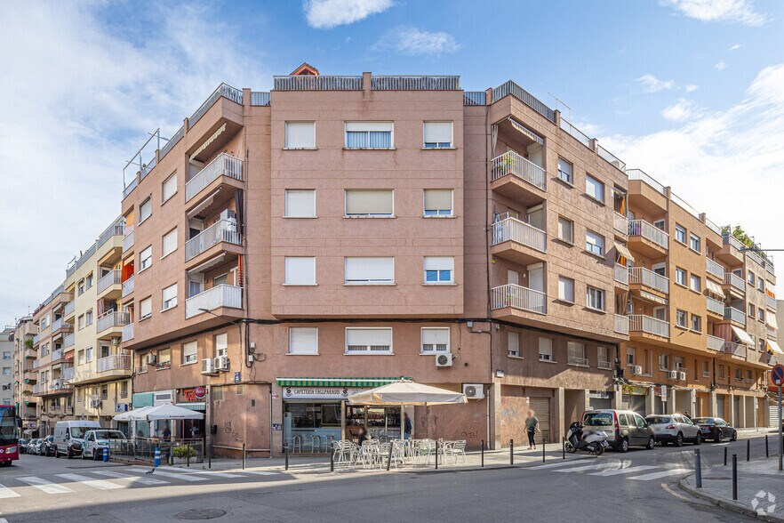 Carrer Del Germà Joaquim, 49-55, Terrassa, Barcelona à vendre - Photo principale – Image 1 sur 3