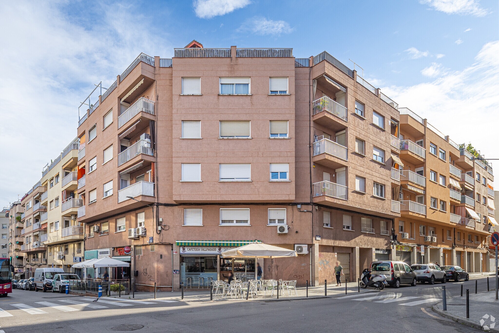 Carrer Del Germà Joaquim, 49-55, Terrassa, Barcelona à vendre Photo principale– Image 1 sur 4
