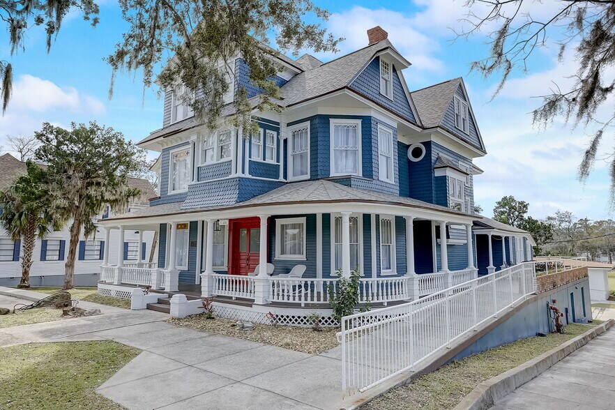 404 S Ridgewood Ave, Daytona Beach, FL à vendre - Photo de l’immeuble – Image 2 sur 68