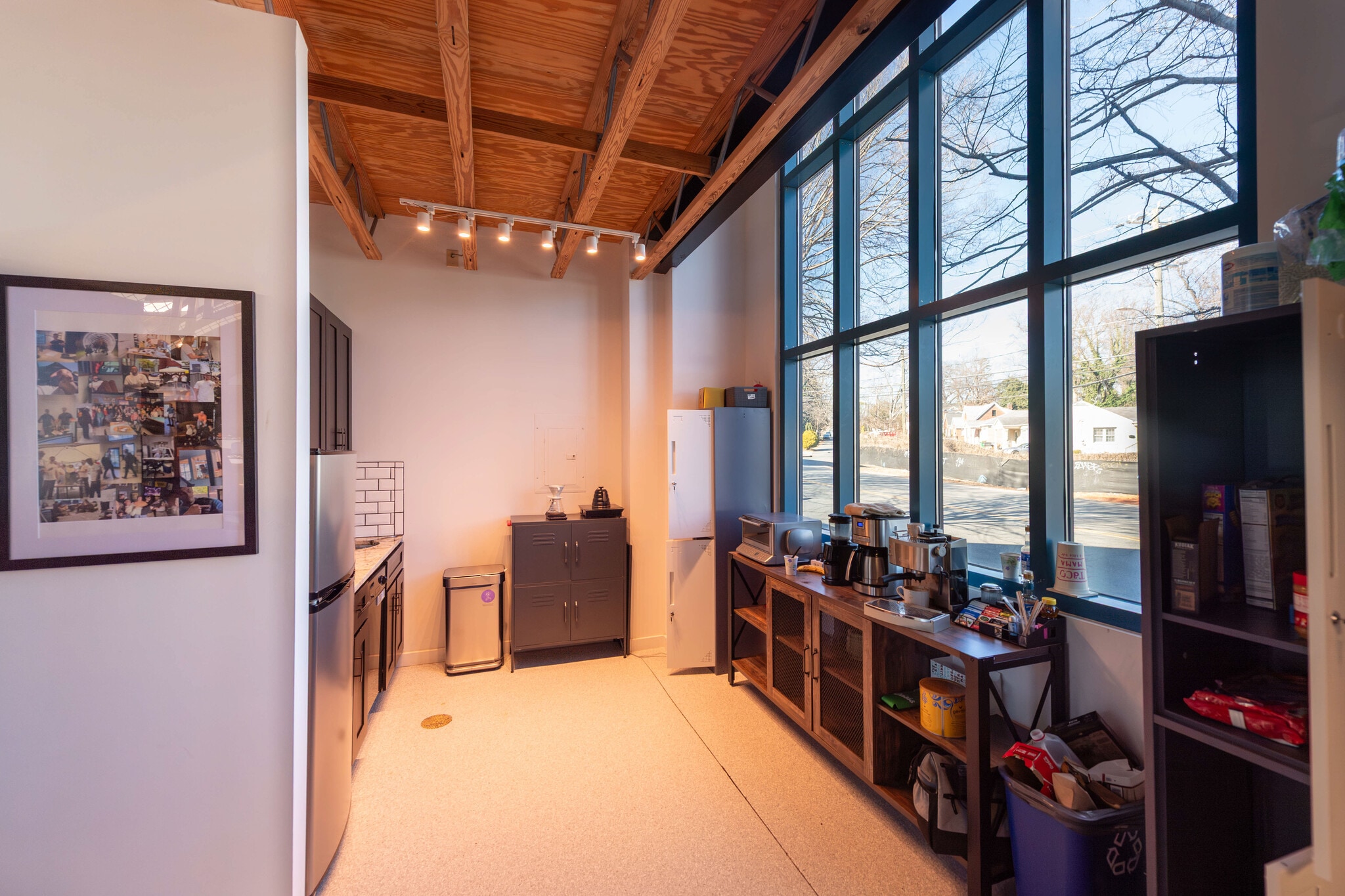 1920 Abbott St, Charlotte, NC à louer Photo intérieure– Image 1 sur 6