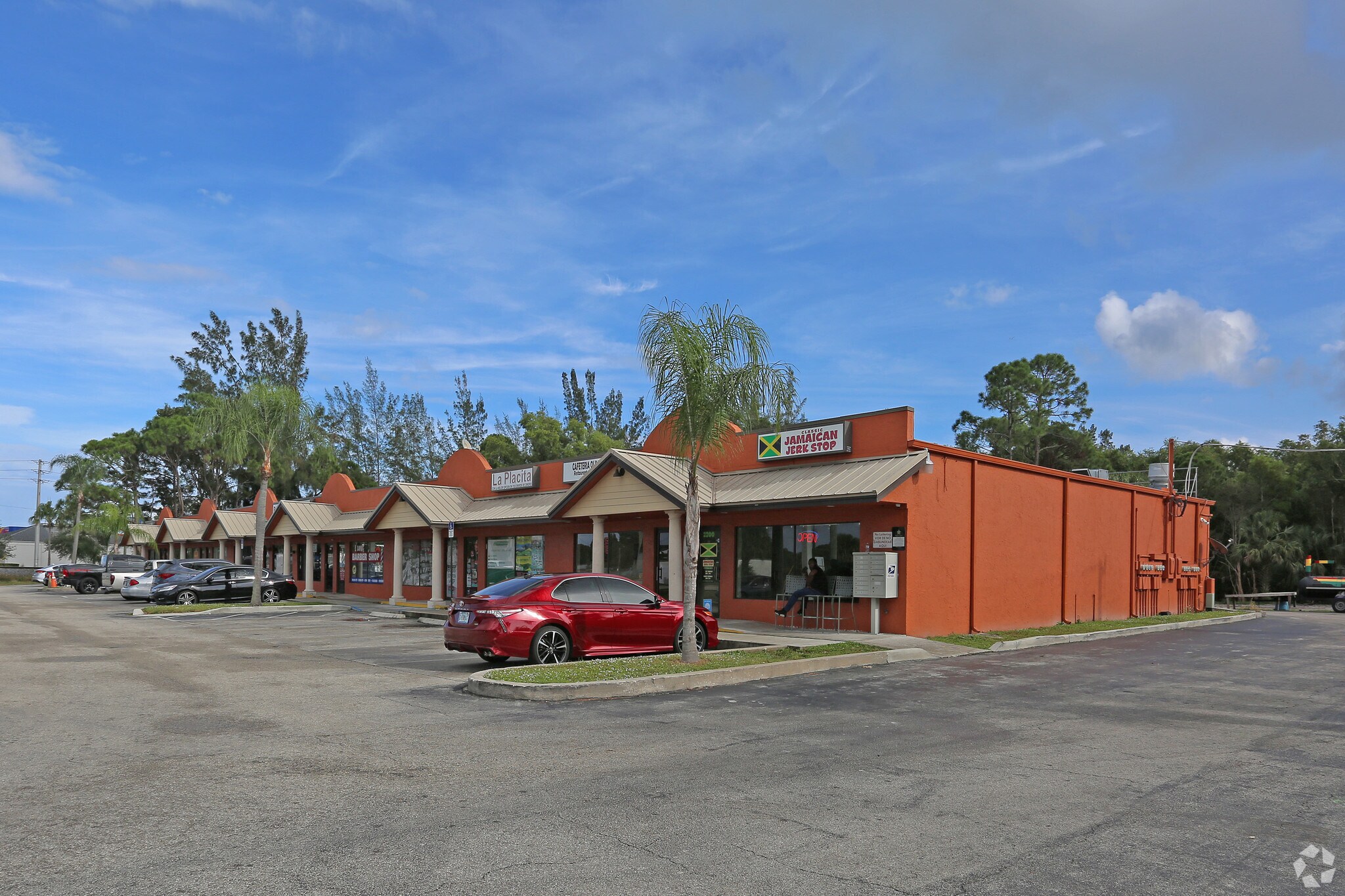 2200 SE Indian St, Stuart, FL à louer Photo de l’immeuble– Image 1 sur 3