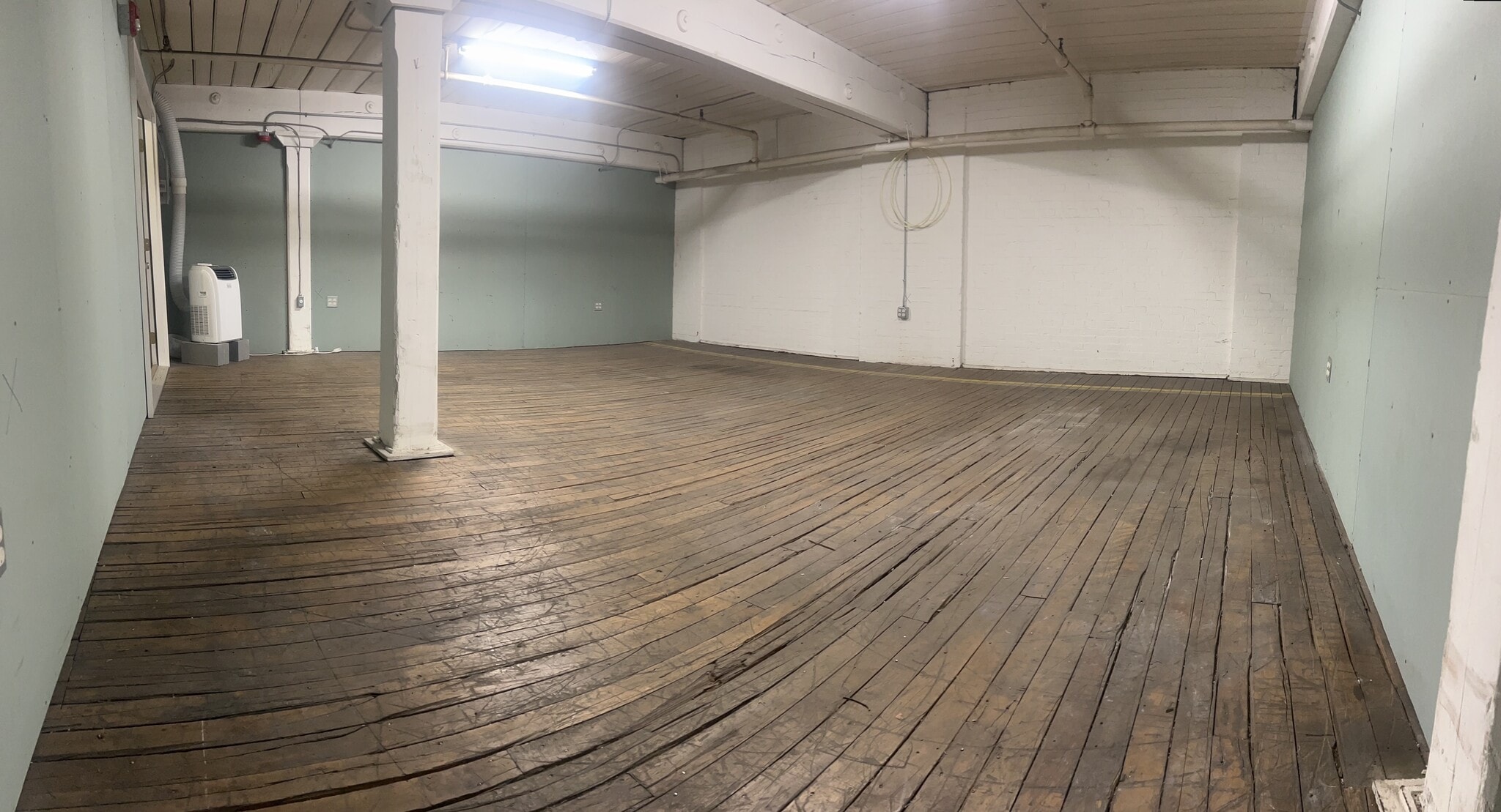 50 Industrial Cir, Lincoln, RI à louer Photo intérieure– Image 1 sur 4