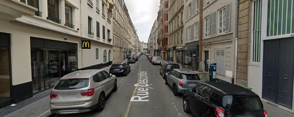 Local commercial dans Paris à louer Photo de l’immeuble– Image 1 sur 3