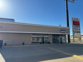 11901-11939 Katy Fwy, Houston, TX à louer Photo intérieure– Image 1 sur 9