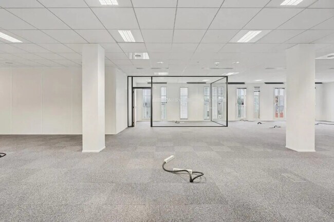 Plus de détails pour 210 Avenue Jean Jaurès, Lyon - Bureau à louer