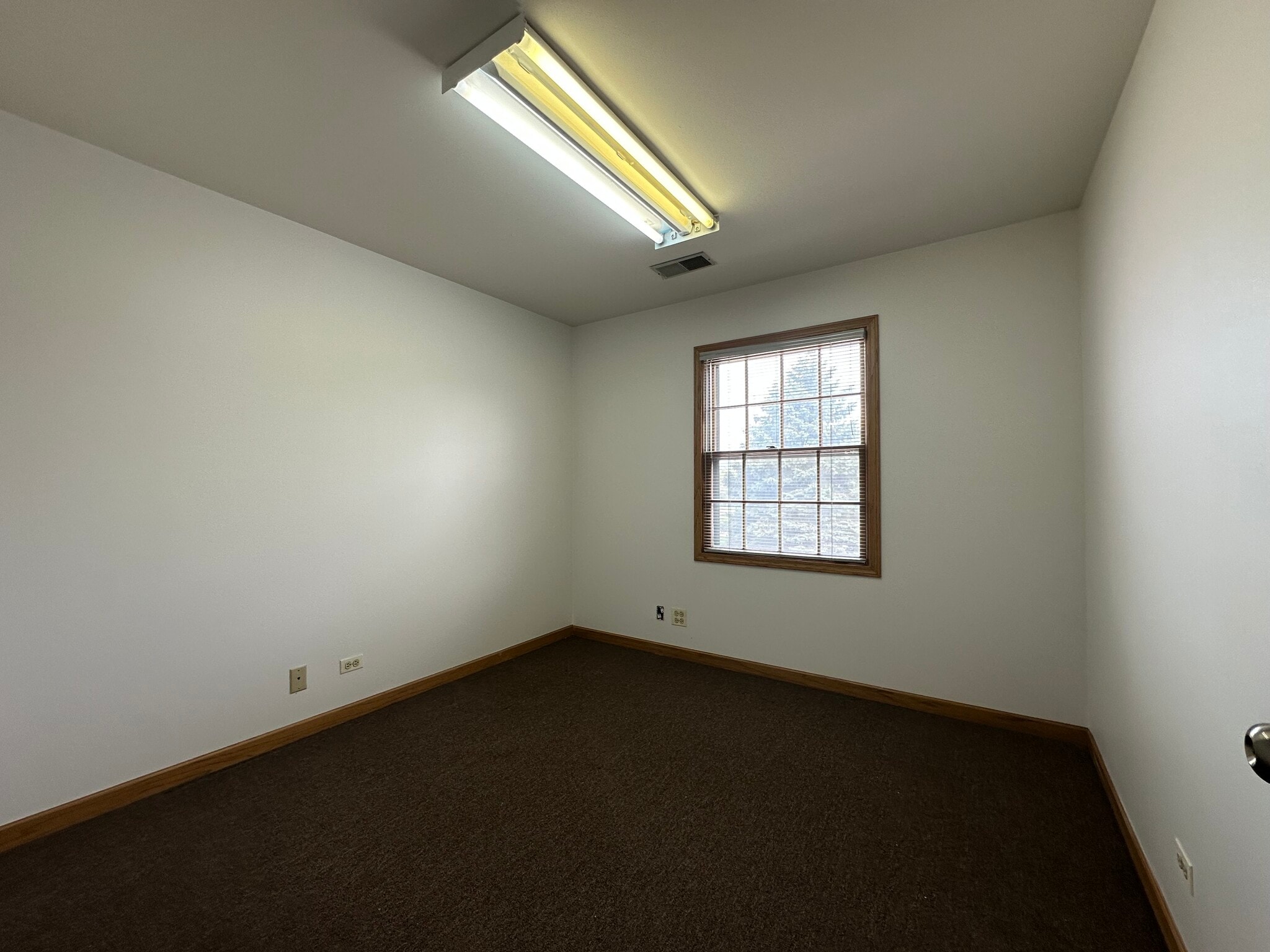 29W110-29W140 Butterfield Rd, Warrenville, IL à louer Photo intérieure– Image 1 sur 4