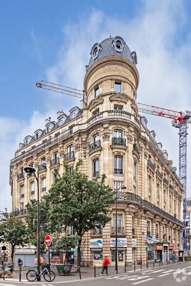 Local commercial dans Paris à louer - Photo de l’immeuble – Image 2 sur 2