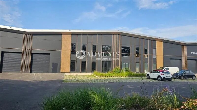 Industriel/Logistique dans Neuville-en-Ferrain à louer - Photo de l’immeuble – Image 2 sur 8