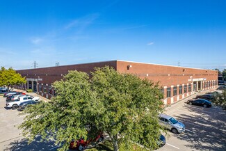 Plus de détails pour 2304 Tarpley Rd, Carrollton, TX - Local d'activités à louer