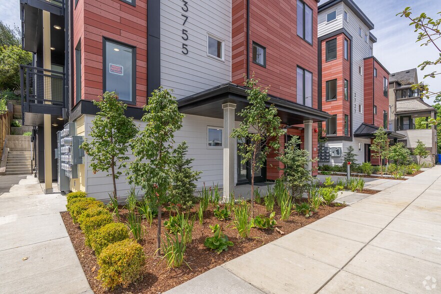 3727-3755 S Hood Ave, Portland, OR à vendre - Photo de l’immeuble – Image 3 sur 30