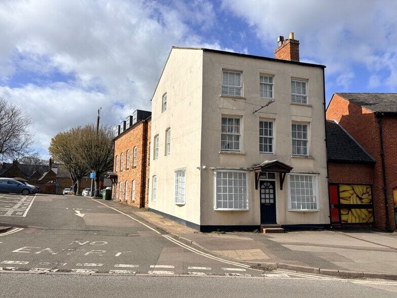 Calthorpe St, Banbury à louer - Photo de l’immeuble – Image 2 sur 9