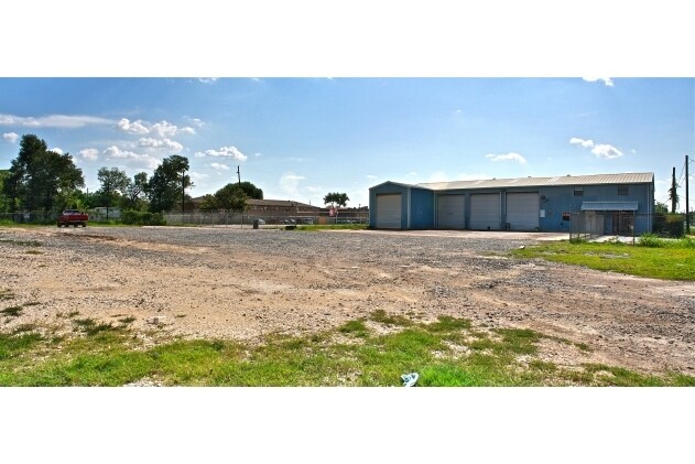 13922 Force St, Houston, TX à louer - Photo de l’immeuble – Image 3 sur 13