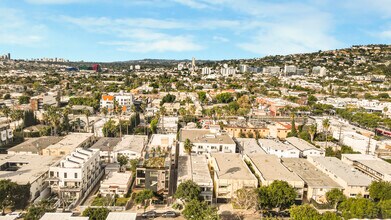 1027 N Ogden Dr, Los Angeles, CA - Vue aérienne  vue de carte - Image1