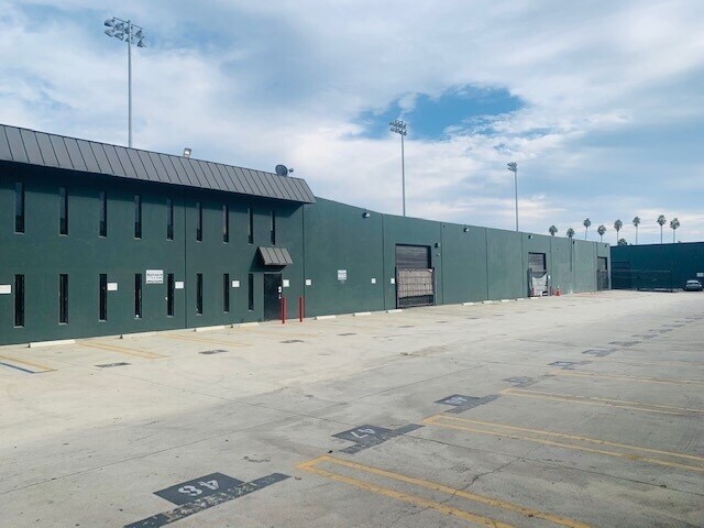 150 W Slauson Ave, Los Angeles, CA à louer Photo intérieure– Image 1 sur 3