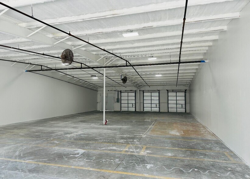300 Race Track Rd S, Oldsmar, FL à louer - Photo intérieure – Image 3 sur 8
