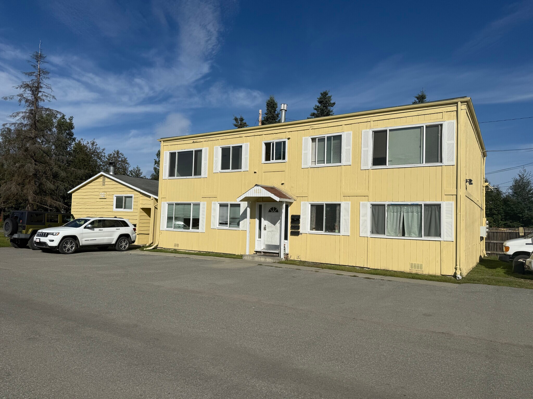 3217 Oregon Dr, Anchorage, AK à vendre Photo de l’immeuble– Image 1 sur 30
