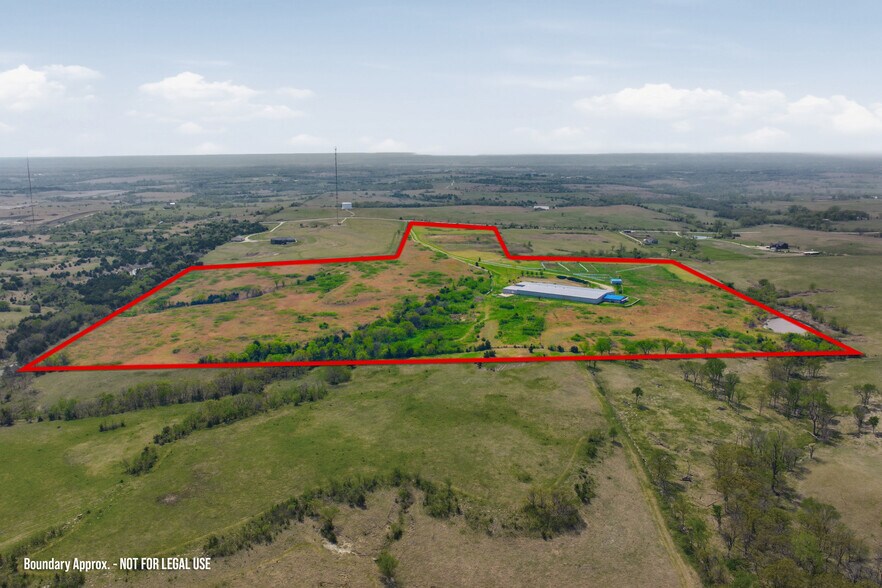 10465 Elizas Rd, Saint George, KS à vendre - Photo de l’immeuble – Image 2 sur 51