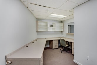 4701 Randolph Rd, Rockville, MD à louer Photo intérieure– Image 1 sur 11