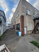 109 Irene St, Linden, NJ à louer Photo de l’immeuble– Image 2 sur 2