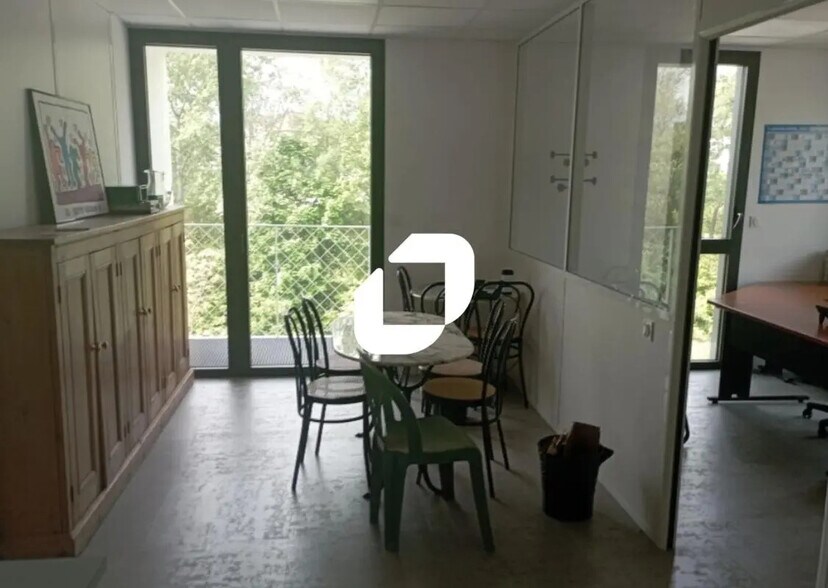 Bureau dans Meylan à louer - Photo intérieure – Image 2 sur 7