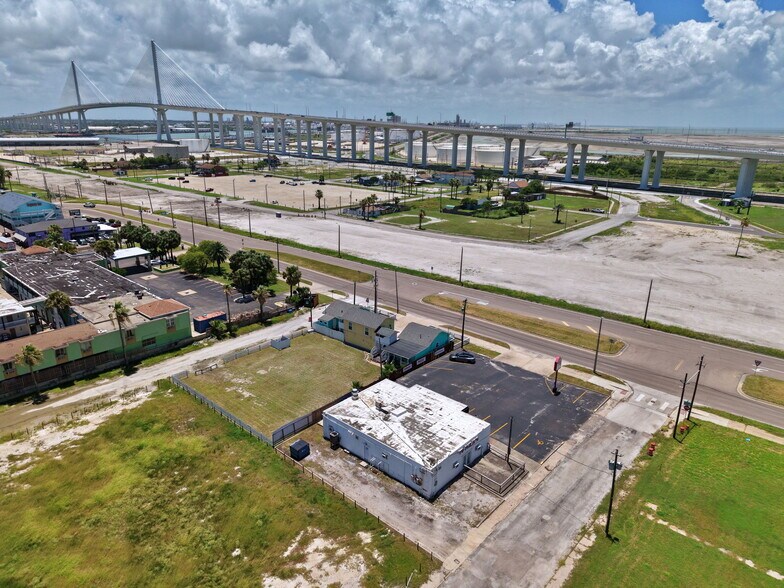 3314 Surfside Blvd, Corpus Christi, TX à vendre - Photo de l’immeuble – Image 3 sur 33
