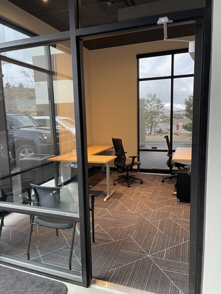 14629 S Porter Rockwell Blvd, Bluffdale, UT à louer - Photo de l’immeuble – Image 3 sur 9