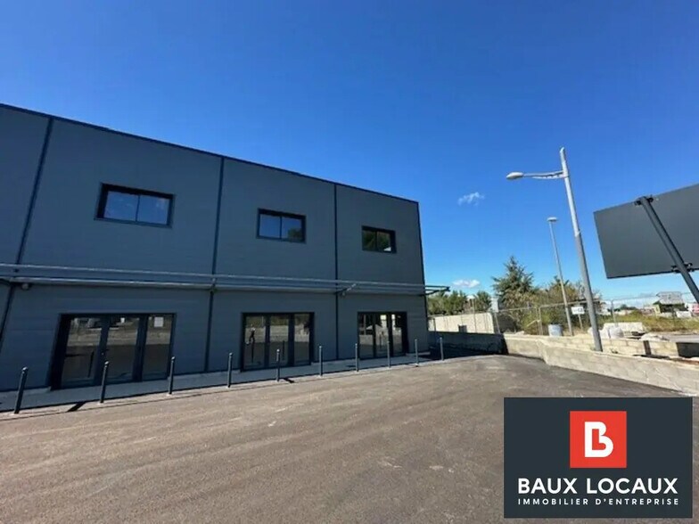 363 Route De Morieres, Vedène à louer - Photo de l’immeuble – Image 3 sur 10