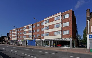 Plus de détails pour 379-395 Hendon Way, Londres - Local commercial à louer