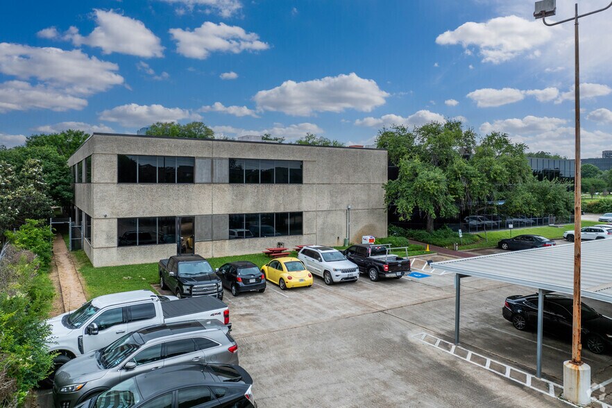 3535 Briarpark Dr, Houston, TX à vendre - Photo de l’immeuble – Image 3 sur 5