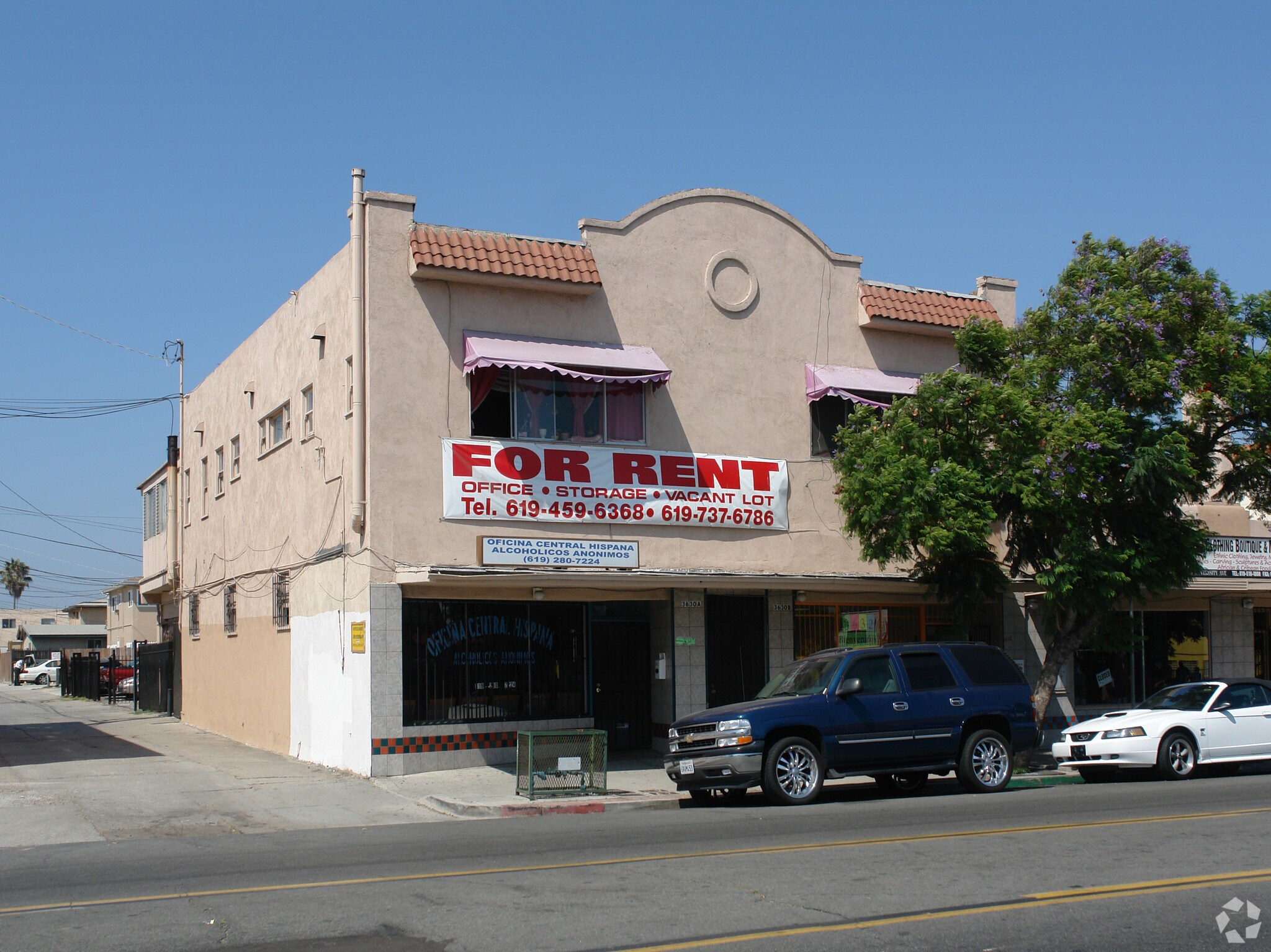3628-3636 1/2 University Ave, San Diego, CA à louer Photo principale– Image 1 sur 22