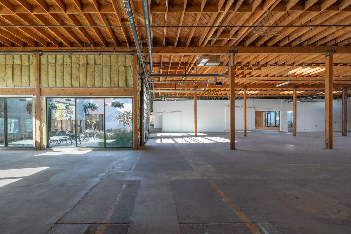 3333 Casitas Ave, Los Angeles, CA à louer Photo intérieure– Image 1 sur 7