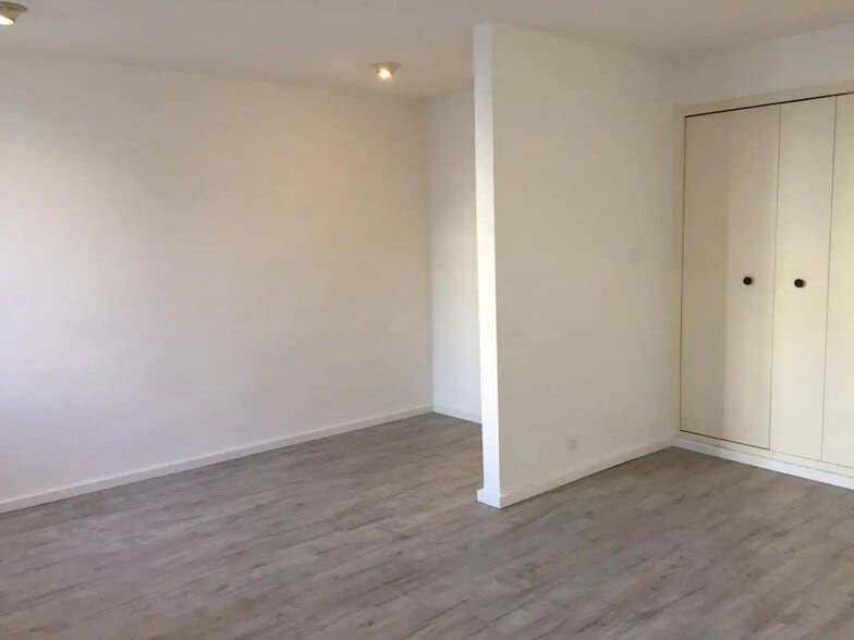 52 Boulevard De Strasbourg, Toulon à louer - Photo de l’immeuble – Image 3 sur 10