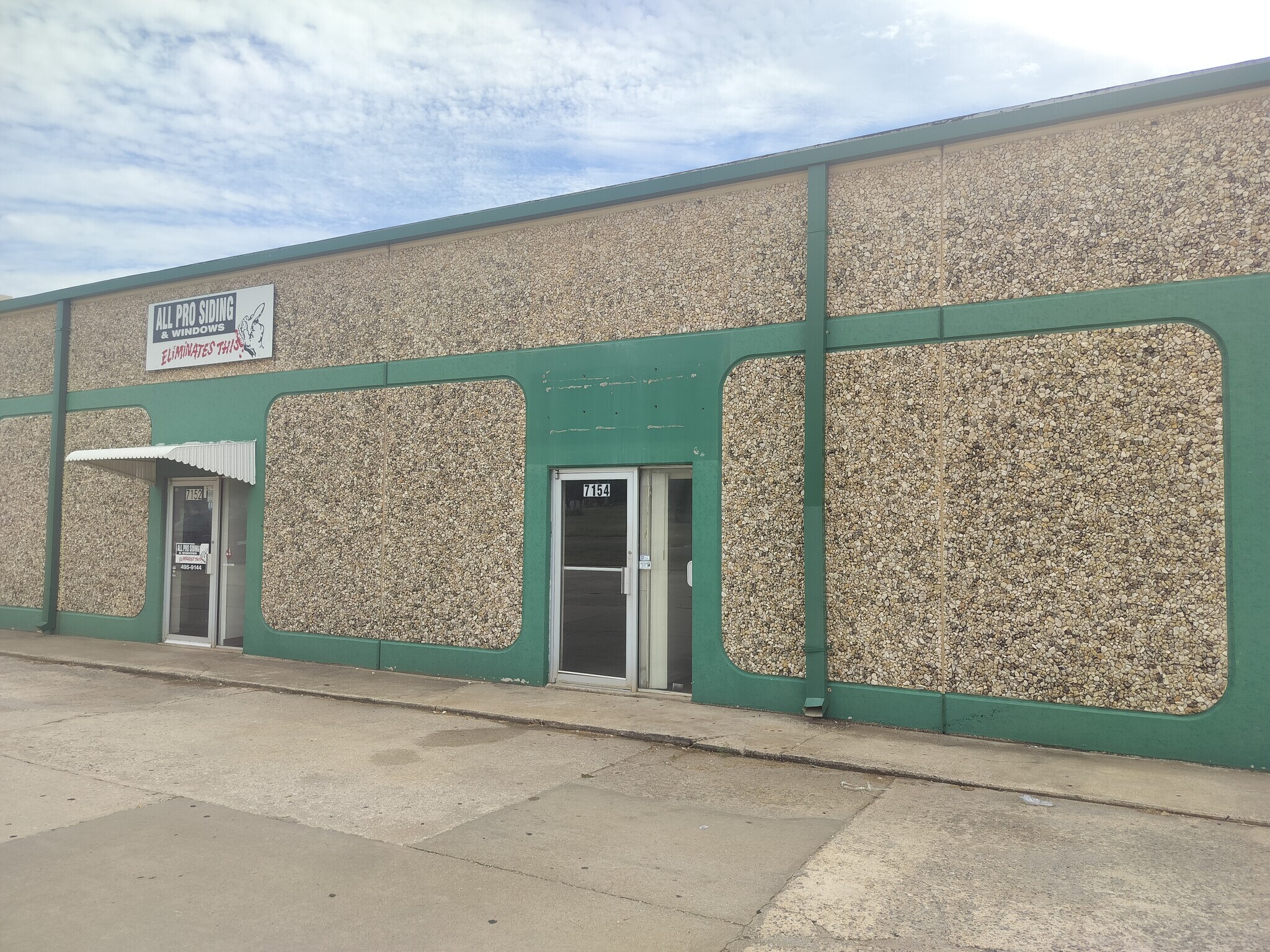 7112 NW Melrose Ln, Oklahoma City, OK à louer Photo de l’immeuble– Image 1 sur 7