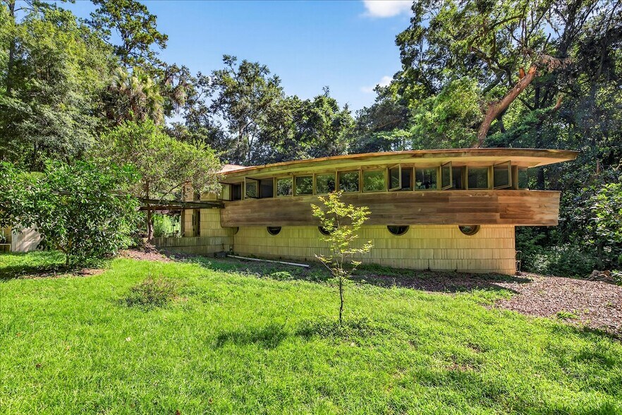3117 Okeeheepkee Rd, Tallahassee, FL à vendre - Photo de l’immeuble – Image 2 sur 9