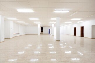 Plus de détails pour Calle Juan Carlos i, Villa de Otura - Local commercial à vendre