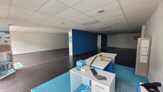 Plus de détails pour Local commercial à louer