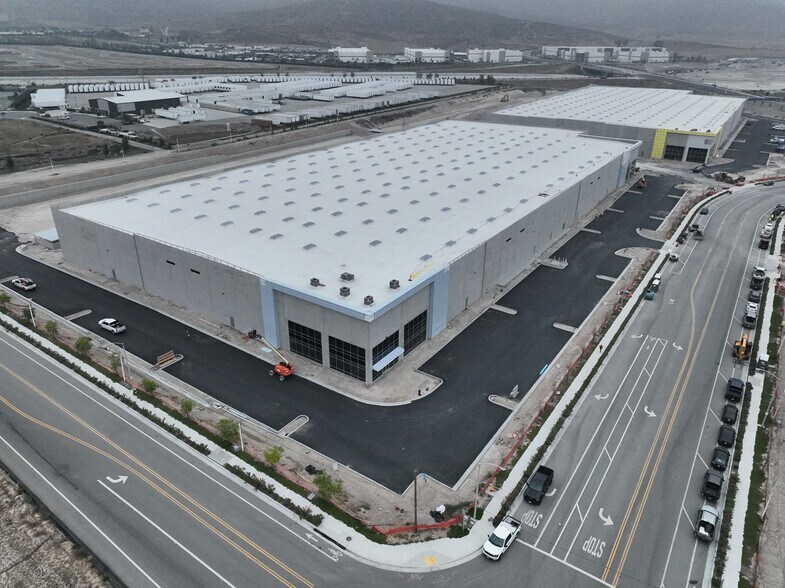 1 Via De La Amistad Rd, San Diego, CA à louer - Photo principale – Image 2 sur 12