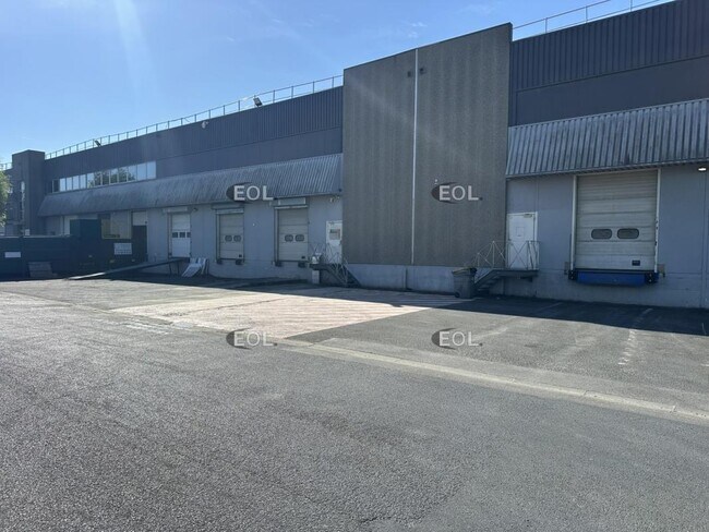 Plus de détails pour Industriel/Logistique à louer