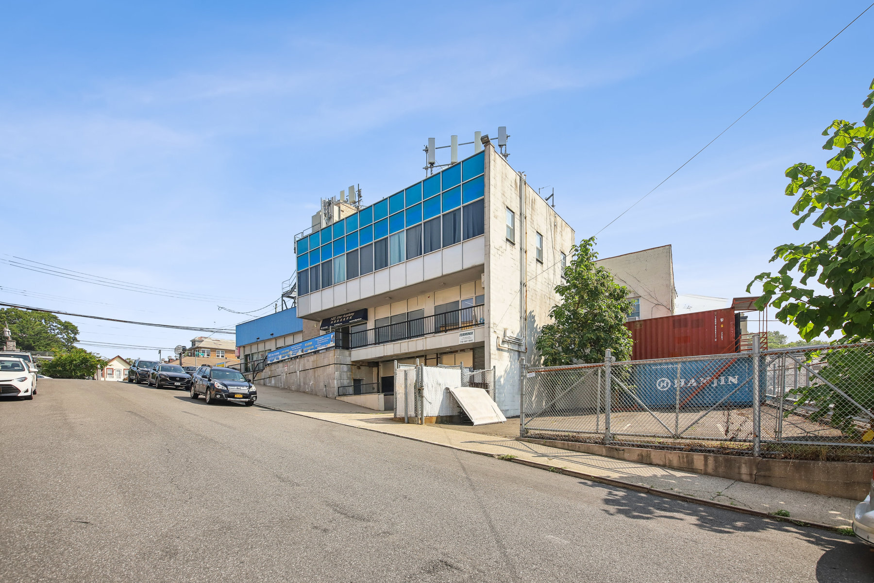 114 McClean Ave, Staten Island, NY à louer Photo de l’immeuble– Image 1 sur 8