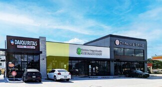 Plus de détails pour 9717 Jones Rd, Houston, TX - Local commercial à louer