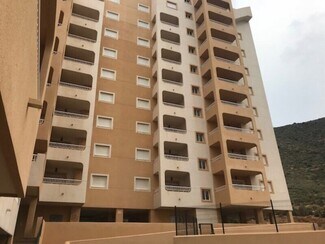 Plus de détails pour Local commercial à vendre