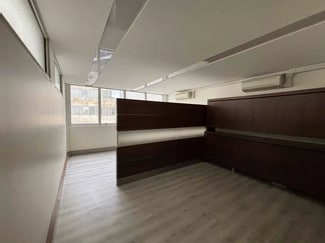 Plus de détails pour 6 Rue Collange, Levallois-Perret - Bureau à louer
