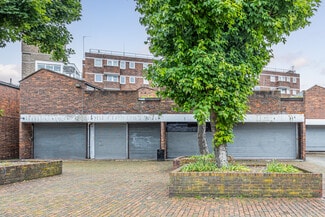 Plus de détails pour 3A Brayford Sq, Londres - Local commercial à louer