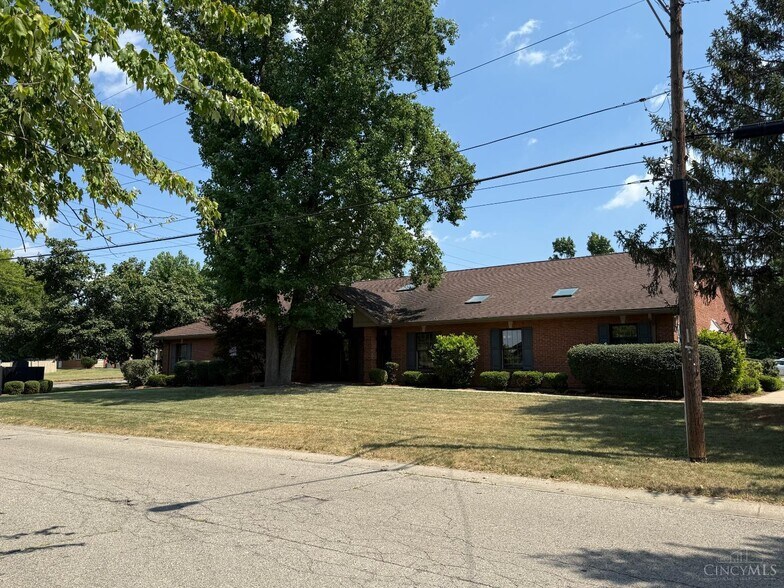 4102 Roosevelt Blvd, Middletown, OH à vendre - Photo de l’immeuble – Image 3 sur 3