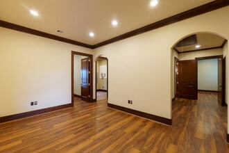 12510-12526 Cutten Rd, Houston, TX à louer Photo intérieure– Image 1 sur 32