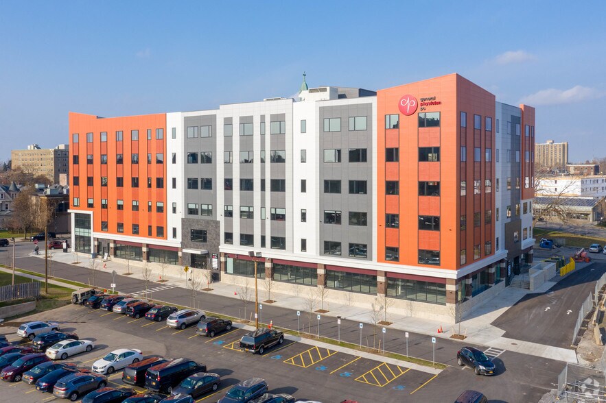 1091 Main St, Buffalo, NY à louer - Photo de l’immeuble – Image 1 sur 14
