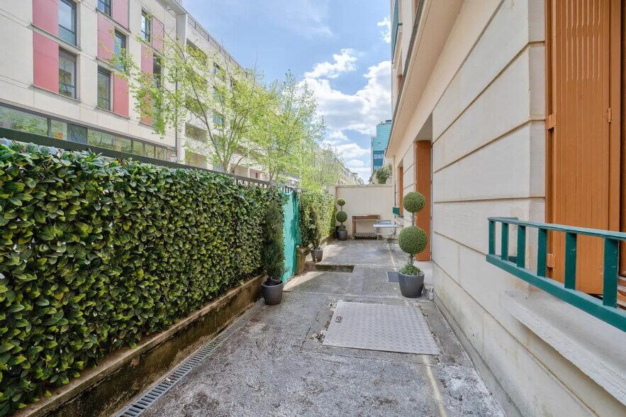 Bureau dans Boulogne-Billancourt à vendre - Photo de l’immeuble – Image 2 sur 9