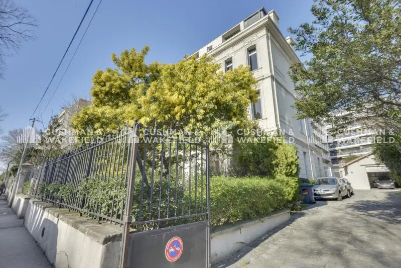 Bureau dans Marseille à louer - Photo de l’immeuble – Image 2 sur 15